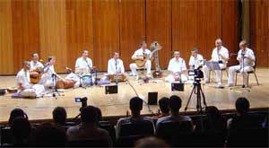 ArthadaAndFriendsOnStage300.jpg